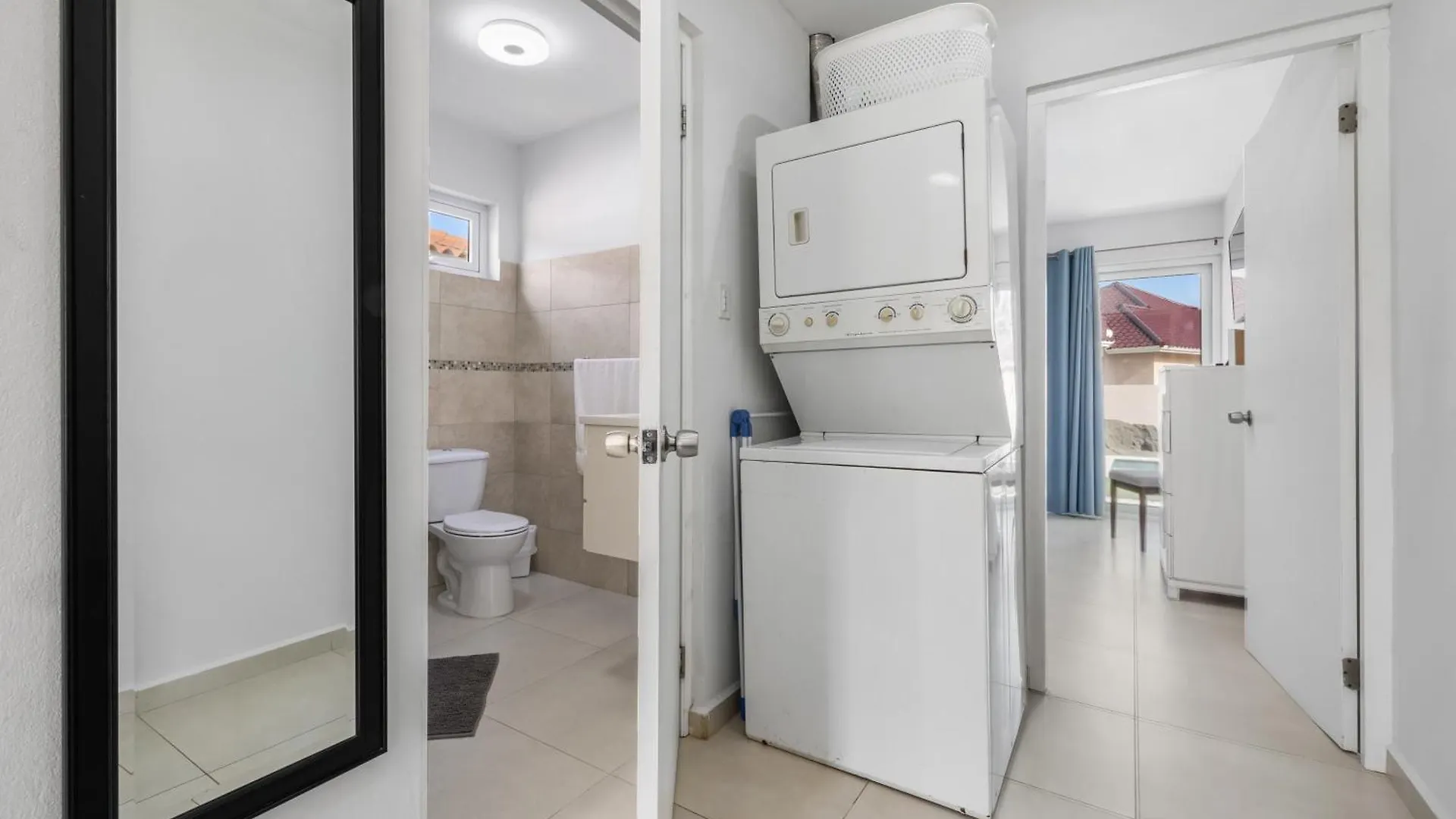 Adele'S Apartment With Pool, 5 Minutes Walk To The Beach Palm Beach