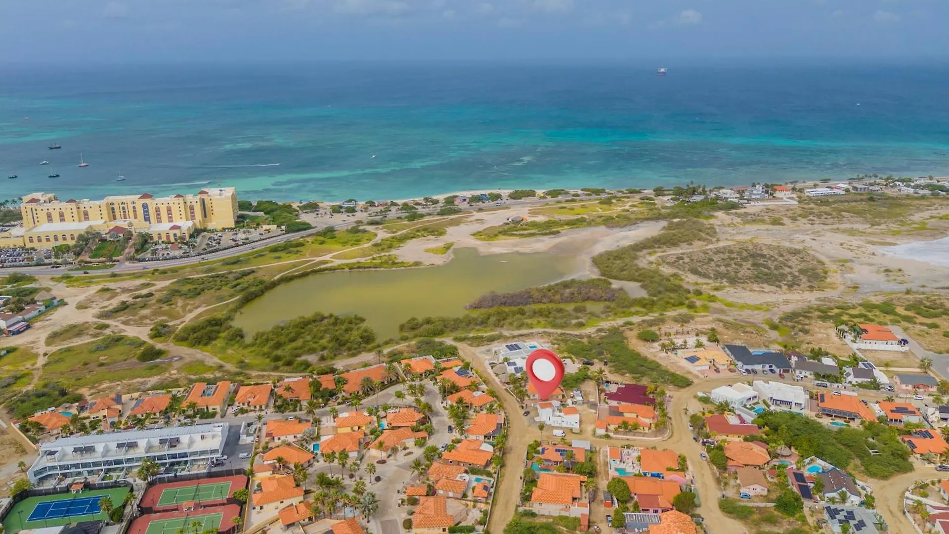 Adele'S Apartment With Pool, 5 Minutes Walk To The Beach Palm Beach Aruba